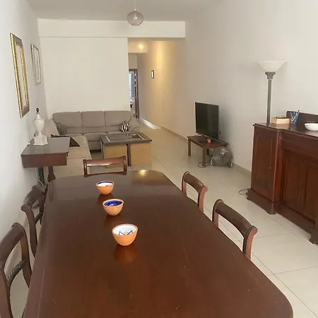 Apartman 2 Bedroom Near St Julians